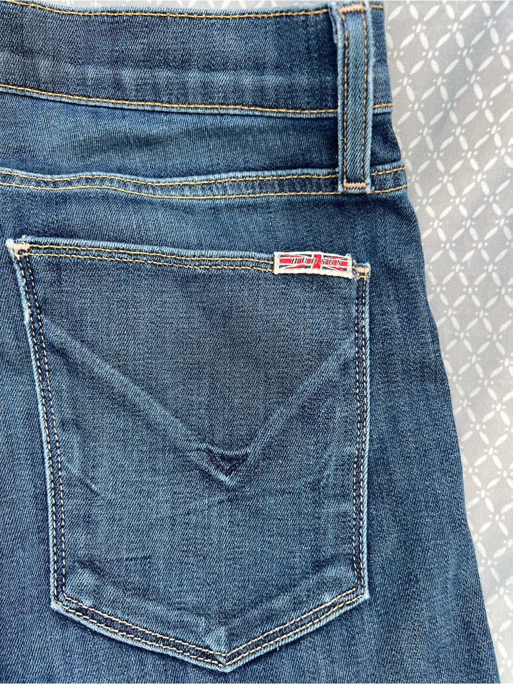 Hudson Jeans Medium Blue Straight Women's Jeans